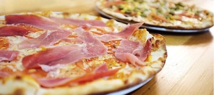 A Bella Italia Pizzéria étterem ebéd menüje: november 28-tól december 2-ig