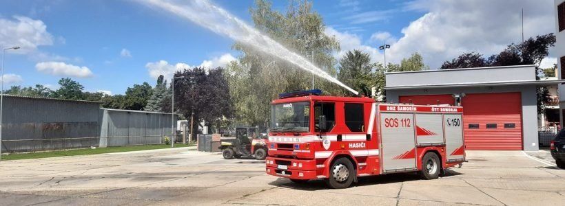 Dobrovoľní hasiči si svojpomocne opravili unikátne vozidlo