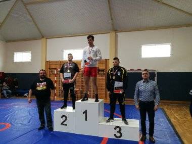 Medailový trojlístok z Majstrovstiev Slovenska kadetov v zápasení