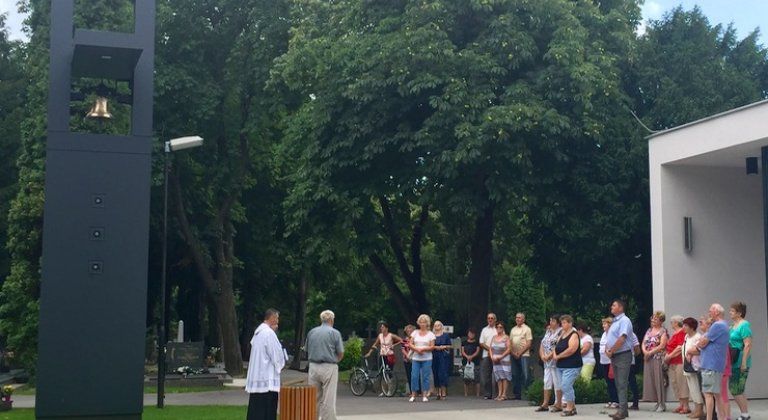 Megáldották az új haranglábot Megáldották az új haranglábot