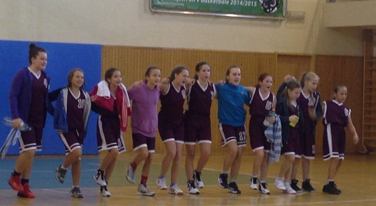 Šamorínske basketbalistky predviedli dobrú formu Šamorínske basketbalistky predviedli dobrú formu