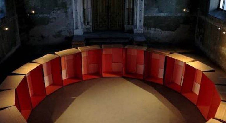 Tip na výstavu: Embedment depth v šamorínskej synagóge