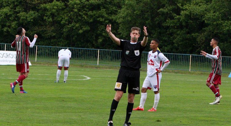 Weiss, Peu Weiss, Peu