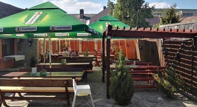 Bella Italia Pizzeria dnes otvára terasu. Blahoželáme výhercovi súťaže o poukážku