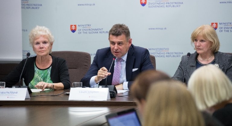 Sólymos László ellenőrizte a vereknyei kutakat Sólymos László ellenőrizte a vereknyei kutakat