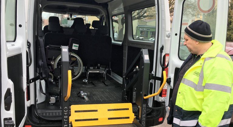 Holnaptól, egy héten át nem üzemel a szociális taxi