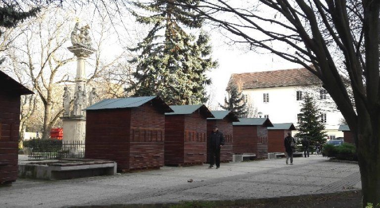 Karácsonyi hangulat a Fő téren