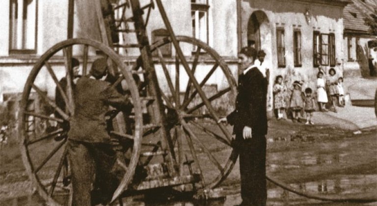 LAKOSSÁGI FELHÍVÁS LAKOSSÁGI FELHÍVÁS