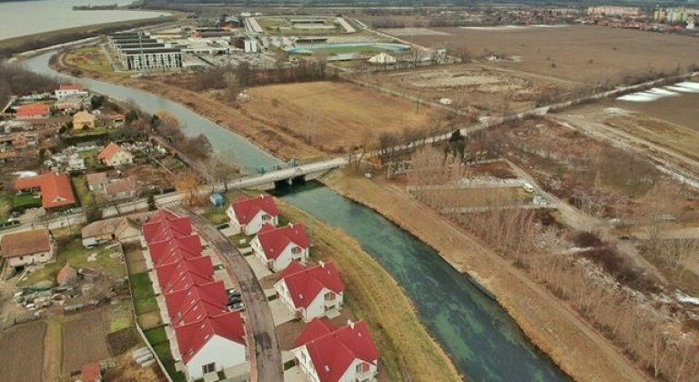 50500537_1774160402699164_9045145544204222464_n