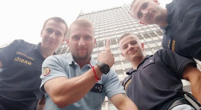 67492231_2512312439004663_2577359498658185216_n