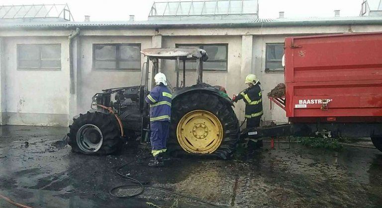 Požiar traktora