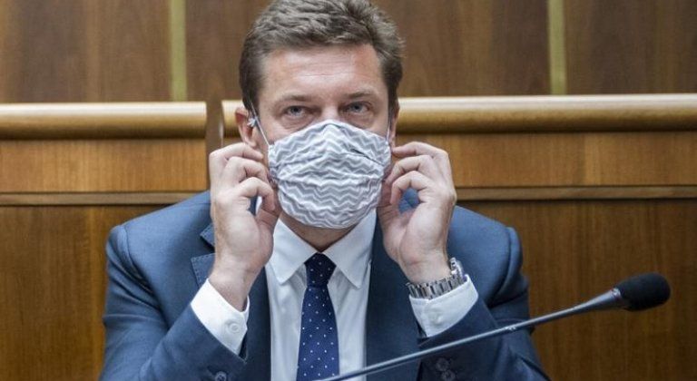 minister_hu minister_hu