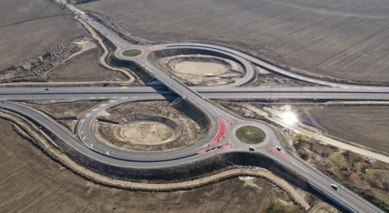 D4? R7? Honnan? Hova? Térképen mutatjuk, mi változik a nyártól!