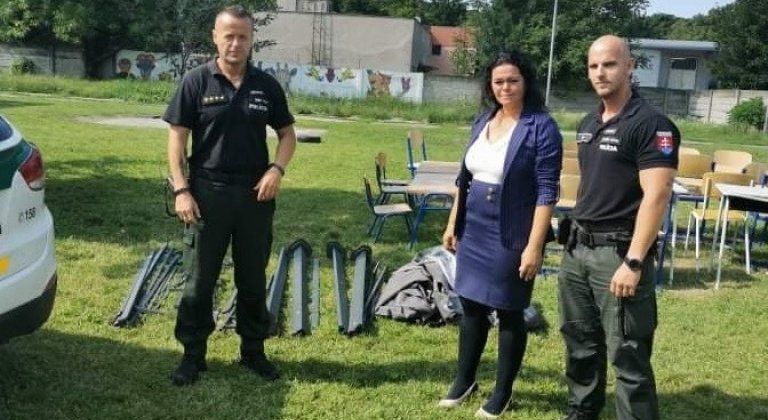 policajti stan policajti stan