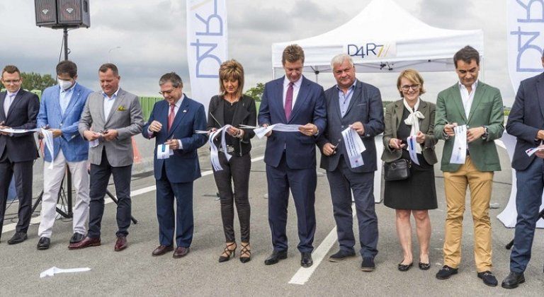 Dobrá správa pre vodičov! V nedeľu otvorili rýchlostnú cestu R7 Dobrá správa pre vodičov! V nedeľu otvorili rýchlostnú cestu R7