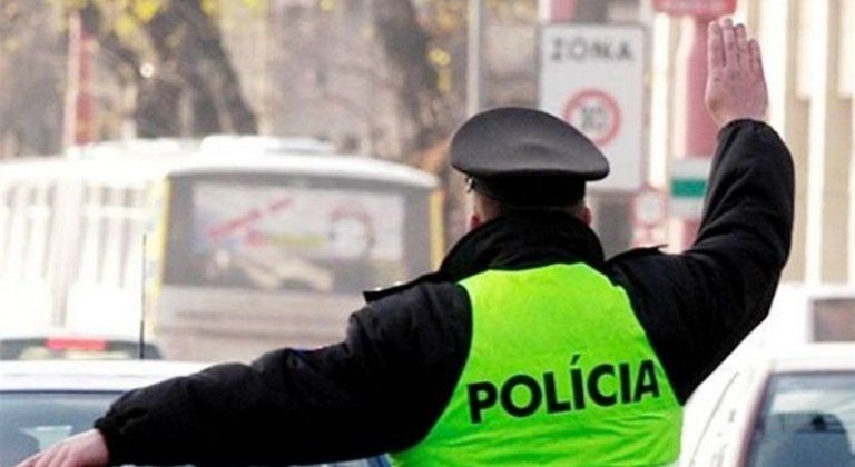 policia stop policia stop