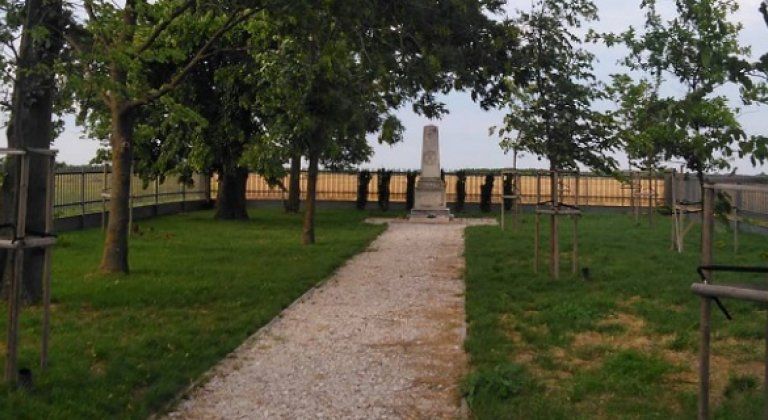 pamätnik kralovianky