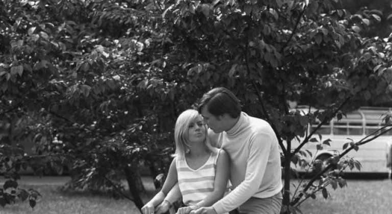 Čriepky z histórie mesta: Ochotnícke divadlá a filmári v Šamoríne 9. časť