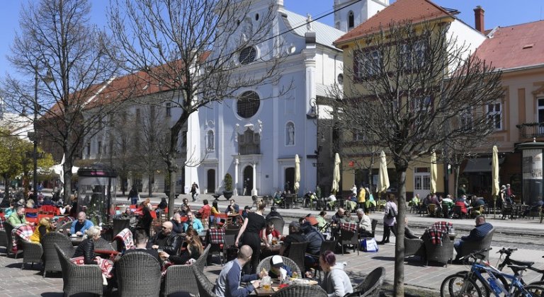 Az élet állandó tesztelés nélkül Az élet állandó tesztelés nélkül