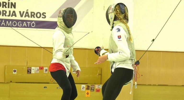 A korlátozások ellenére világversenyen is eredményesek a somorjai vívók - VIDEÓ
