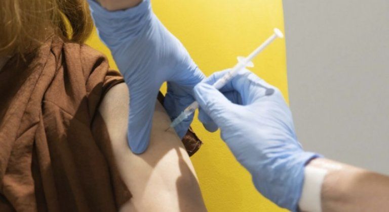 Počas víkendu budú v Trnavskom kraji očkovať na štyroch miestach Počas víkendu budú v Trnavskom kraji očkovať na štyroch miestach