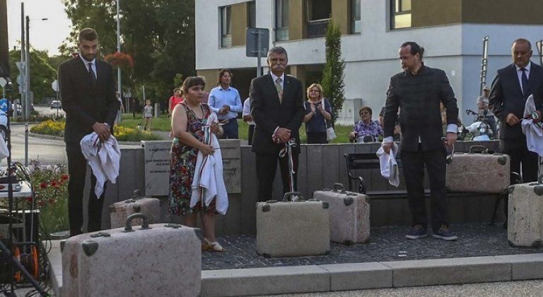 GALÉRIA: A kitelepített lakosokra emlékeznek Somorján