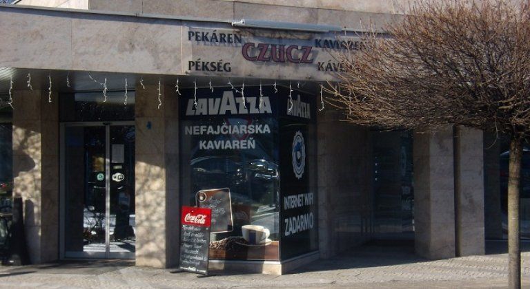 Čriepky z histórie mesta: Letá v starom Šamoríne 19. časť