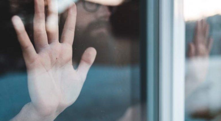 Hétfőtől változnak a kötelező karantén szabályai