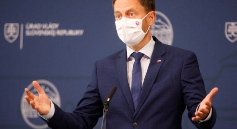 Vláda sprísnila opatrenia: Takto sa mení COVID automat Vláda sprísnila opatrenia: Takto sa mení COVID automat