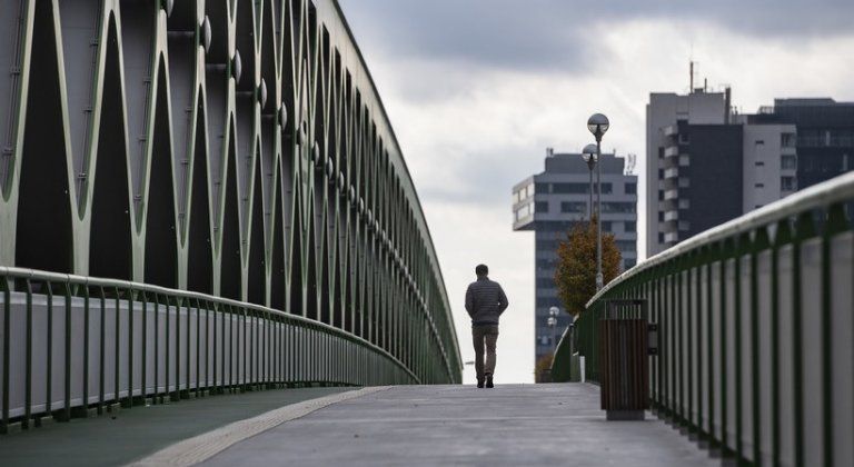 Éjféltől ismét életbe lép a veszélyhelyzet