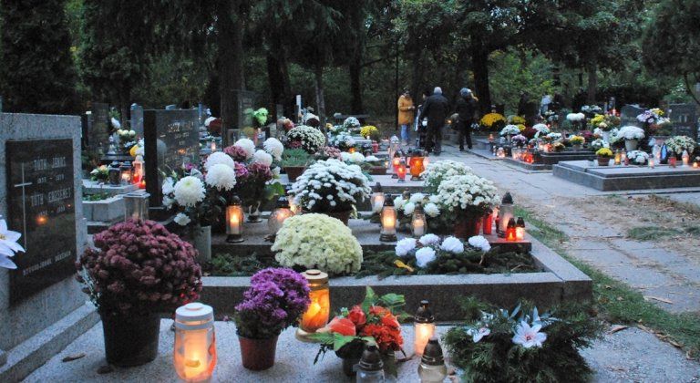Na portáli cintoriny.sk už nájdete aj šamorínske pohrebiská Na portáli cintoriny.sk už nájdete aj šamorínske pohrebiská