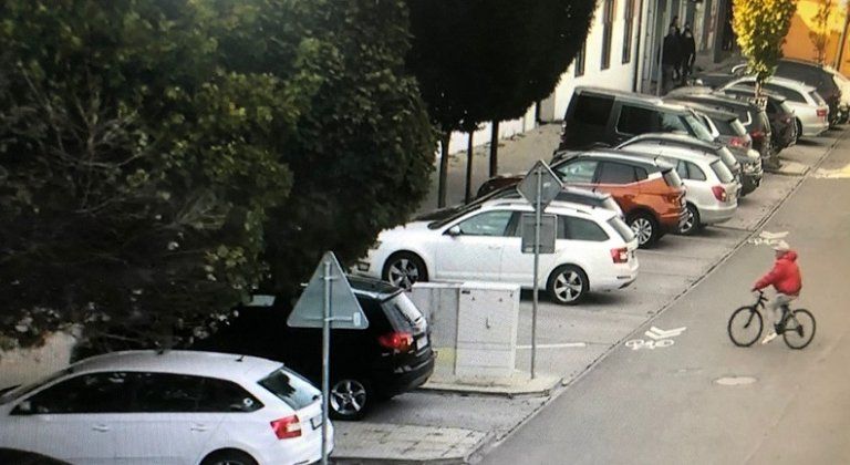 Bicyklový fantóm Mário okrádal staršie dámy v Šamoríne. Už dojazdil Bicyklový fantóm Mário okrádal staršie dámy v Šamoríne. Už dojazdil