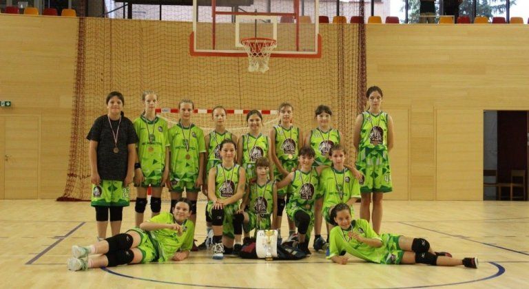 Šamorínske basketbalistky: bronz pre U11, úspech tímu U15 v Barcelone