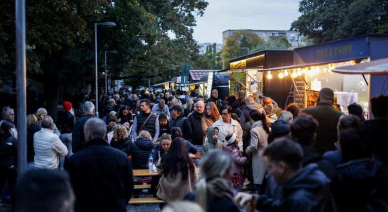 Burgery, BBQ, ryby aj koncerty. V piatok a sobotu bude v centre Food Truck Show Burgery, BBQ, ryby aj koncerty. V piatok a sobotu bude v centre Food Truck Show