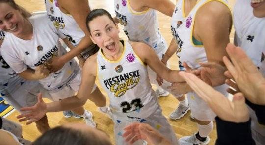Angelika Slamová si zahrá basketbalovú Euroligu