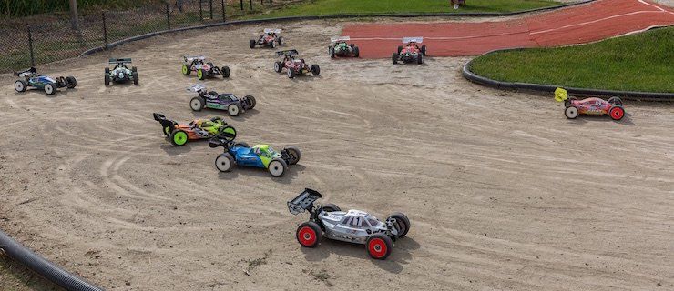 Pozvánka na preteky autíčok v Kvetoslavove