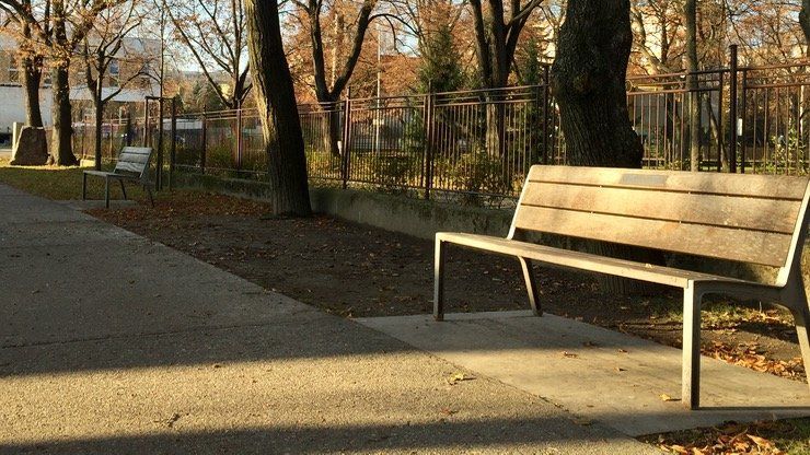 Somorjáért Polgári Társulás: A Nagyjaink padjai