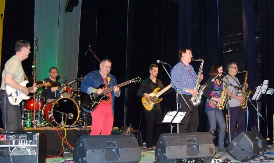 Bluesweiser na Living blues 2017 Bluesweiser na Living blues 2017