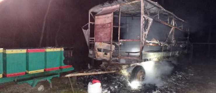 poziar_vcelarskeho_voza