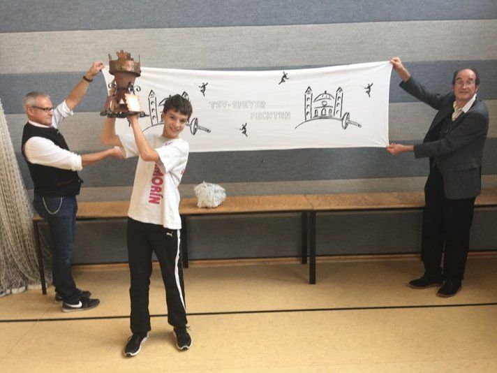 Šamorínsky šermiar vyhral medzinárodný turnaj Šamorínsky šermiar vyhral medzinárodný turnaj