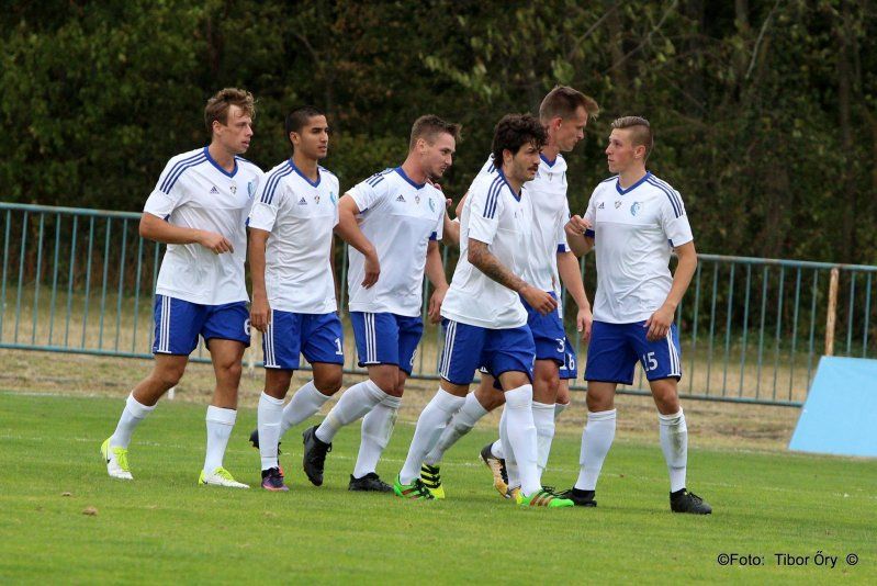 Mennyből a pokolba Somorján Mennyből a pokolba Somorján