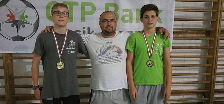 Zlato a bronz pre šamorínskych zápasníkov