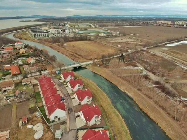 50500537_1774160402699164_9045145544204222464_n