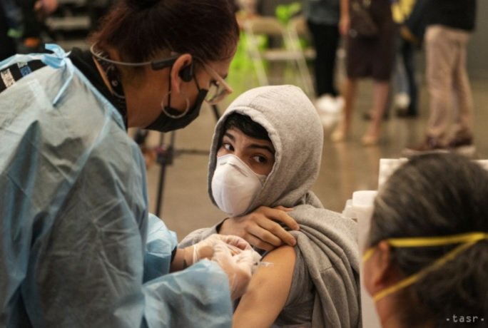 Trnavský kraj bude počas víkendu opäť očkovať aj neregistrovaných