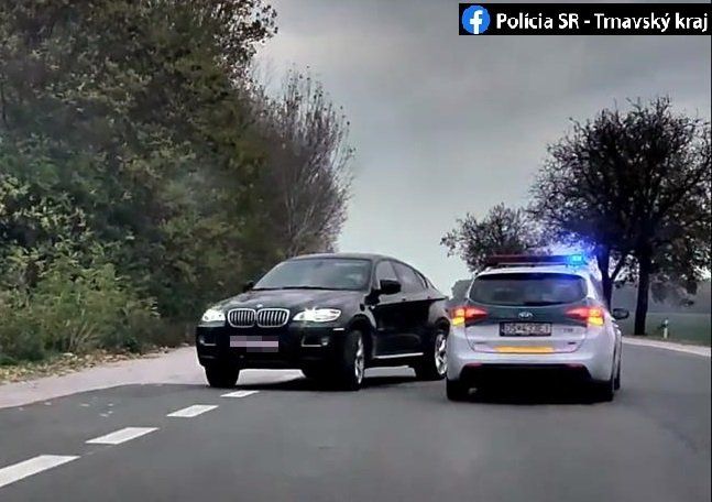 Policajti v Dunajskej Strede expresne zadržali autíčkára