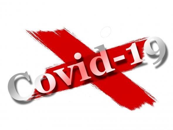 Vláda navrhuje sprísniť boj proti COVID-19. Bude sa viac kontrolovať a budú vyššie pokuty
