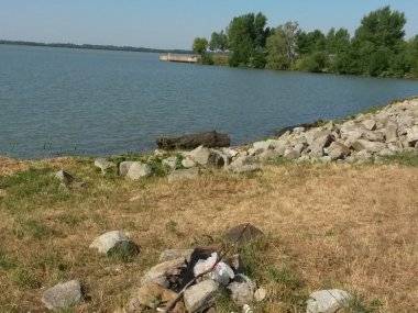 Tip čitateľa: Pozrite sa, aký neporiadok robia pri Dunaji ľudia