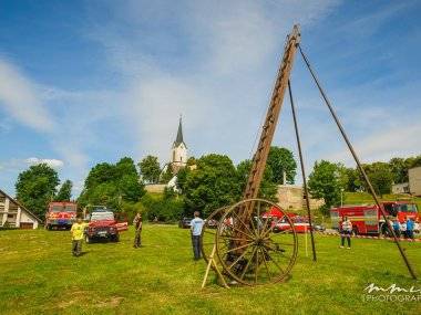 Dobrovoľní hasiči na výstave Hasičská nedeľa Dobrovoľní hasiči na výstave Hasičská nedeľa