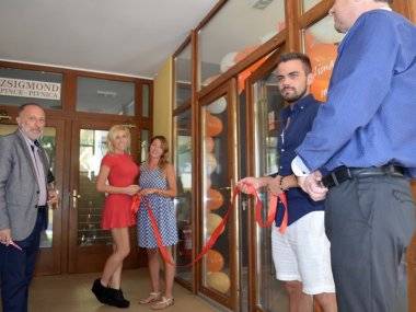 Slávnostné otvorenie Update1 sa vydarilo