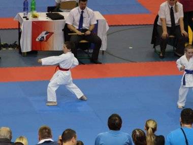 Négy éremmel tértek haza karatésaink a Szlovák Kupáról Négy éremmel tértek haza karatésaink a Szlovák Kupáról